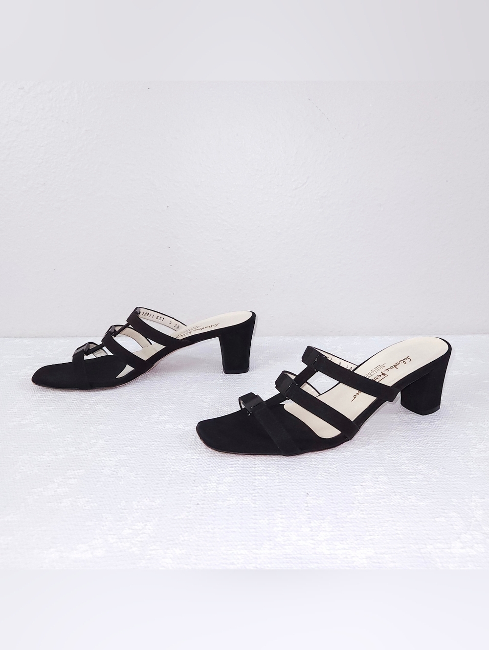 Salvatore Ferragamo Strappy Slide Sandals US 9 Black Slip-On Pumps Vtg
